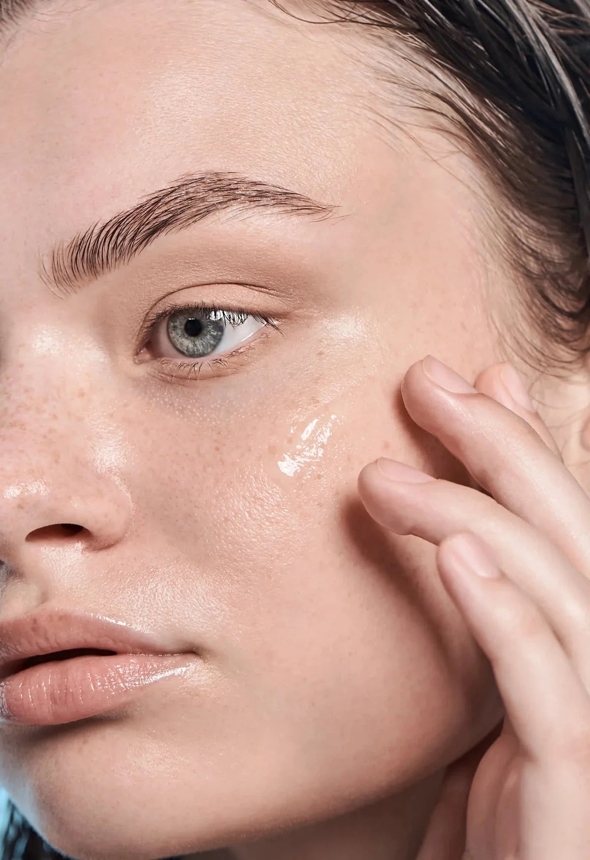 Universkin H Serum Booster